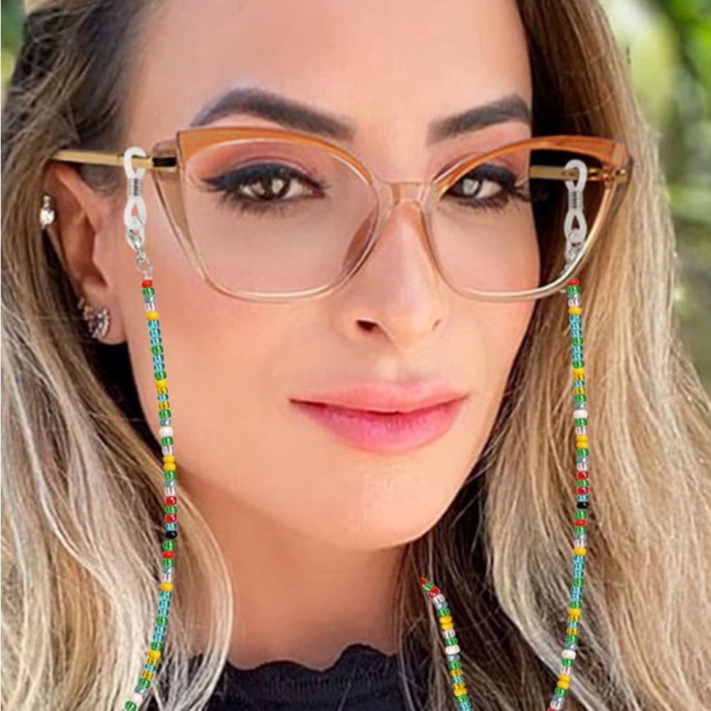 Free with purchase - New - Red and Green Beaded glasses Chain